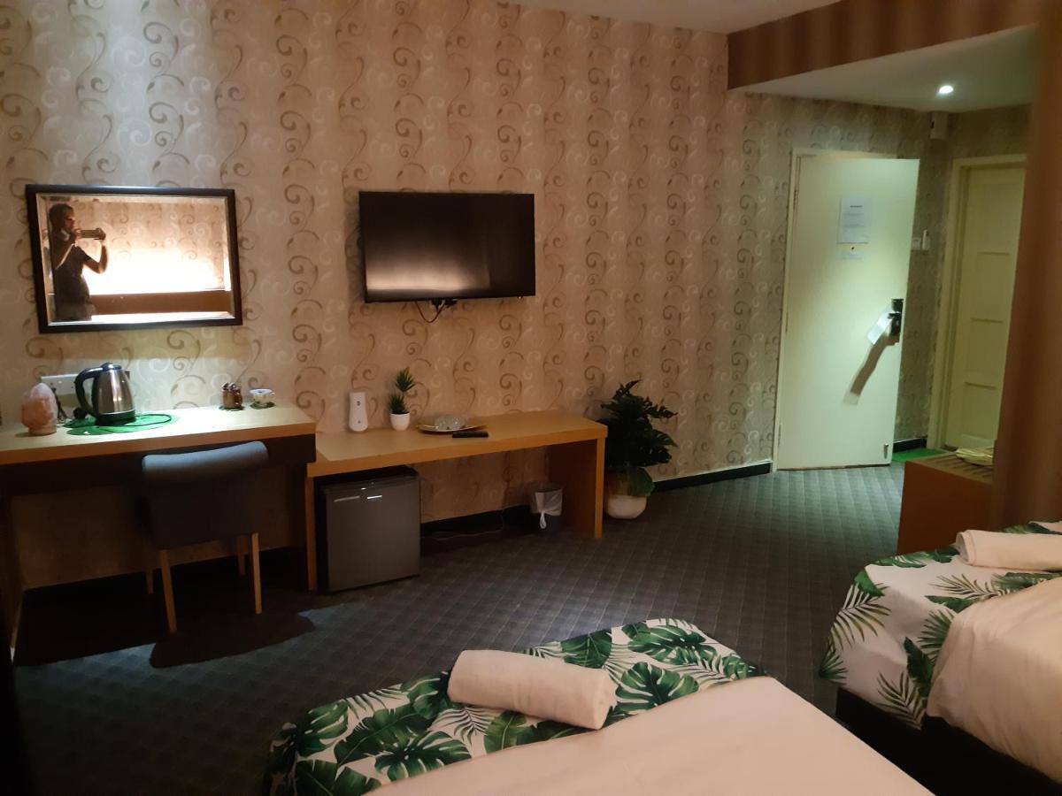 Grandeur Hotel And Spa Malacca エクステリア 写真