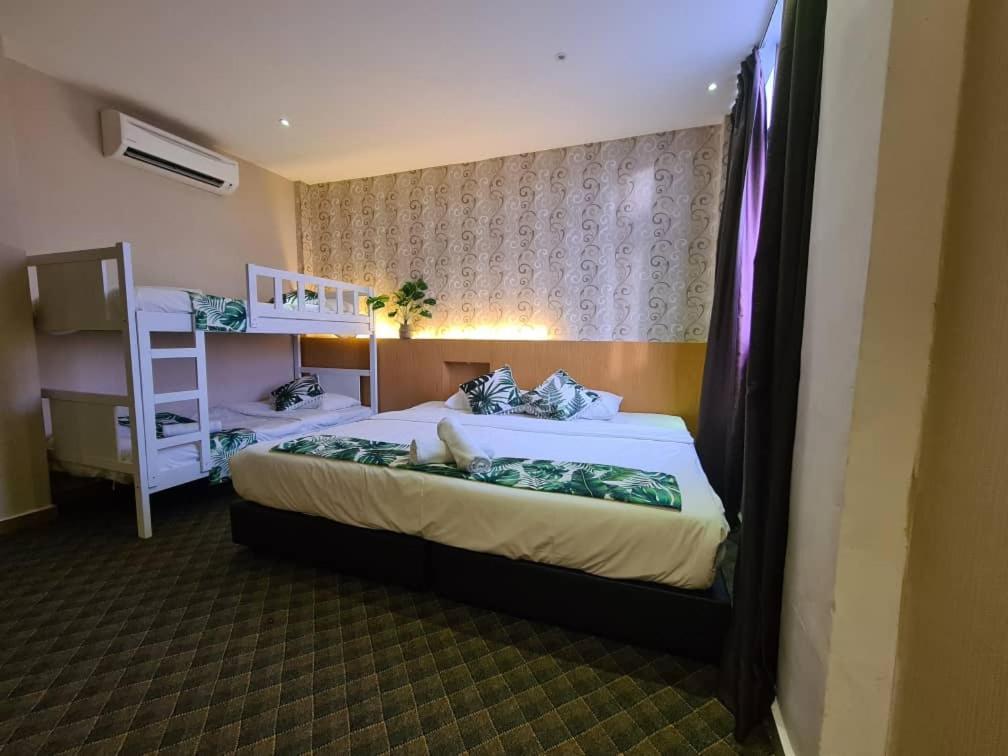 Grandeur Hotel And Spa Malacca エクステリア 写真